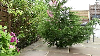 Preview 2 of Norwayi Lun Phudi - Christmas is Cumming