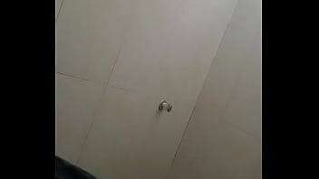 Preview 3 of Yotube Redtube Japan Sex - mi amiga humeda le saco la leche de su apretado co&ntilde_o y acepto para hacerlo en ba&ntilde_o