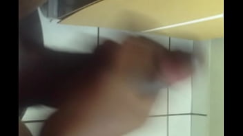 Preview 2 of Xxx Video Fuxking - Tocando uma punheta no trabalho,  com leitada no final.
