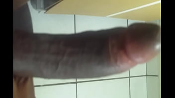 Preview 3 of Xxx Video Fuxking - Tocando uma punheta no trabalho,  com leitada no final.
