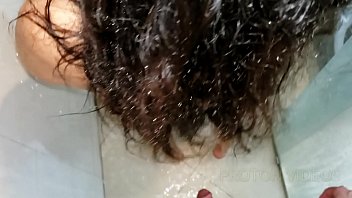 Preview 1 of Jabardasti In Khet - Behind the scenes: backstage fuckying in the shower with Sara Rosa and peeing