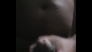 Preview 2 of Mom Bath Boob - Batendo uma