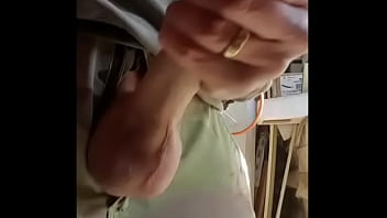 Preview 1 of Indonesian Fat Wife - masturbation jet de jus