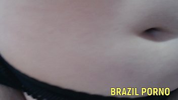 Preview 3 of Re Porn - Flagra da gostosa mijou de tanto tes&atilde_o na hora de gozar