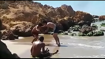 Preview 1 of Hot 3in1 Sex - Venezolanos calientes en La Playa