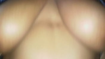 Preview 1 of Pornpornolily - Follow the bouncing boobies
