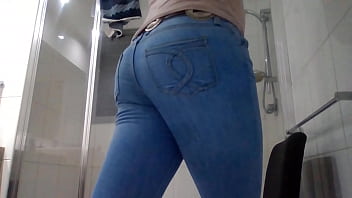 Preview 1 of Socks Piece Friends Gym - Young Boy Oiled Ass In Jeans