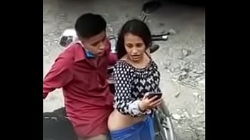 Preview 2 of Sara Azhari3 - A Escondidas En Una Moto