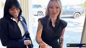Preview 1 of Www Bajara - Realtor Ember Snow Go Xtra Mile for Her Clients