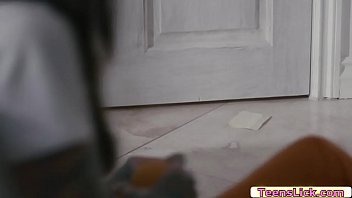 Preview 1 of Tohny Sins Com - Rocky helps Bella to reach orgasm