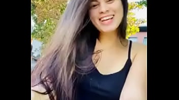 Preview 4 of 6 Feet Tall Girl - Sexta feira