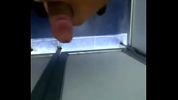 Preview 3 of Kameron Dyaze - rico morenito peque&ntilde_o se pajea mucha leche