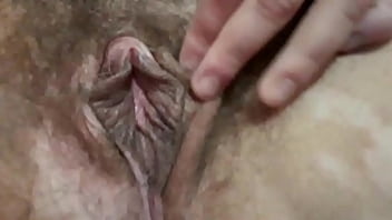 Preview 4 of Sxe Videoss Hb 2017 - Girl showing her cunt