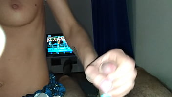 Preview 4 of Phimsex Au Mi - home handjob nice small tits