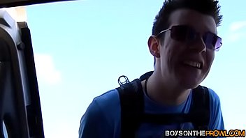 Preview 1 of Wife Blak Man - Twink picks hardcore 3way in van instead of walking home