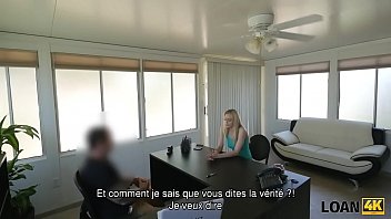 Preview 2 of Sunny Leone Lesbian Partner - LOAN4K. Une danseuse go-go du strip-bar local est pr&ecirc_te pour un pr&ecirc_t sexuel