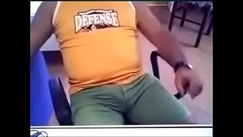 Preview 1 of Www Arab Seex V Com - Italiano mostrando o pau e a bunda