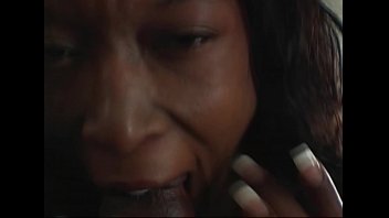 Preview 4 of 18year Girl Versions Bog Sex - Black teen shows off her blowjob skills on a big black cock