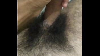 Preview 1 of Kannada Xxx Aunty - Novinho magrelo se masturbando pensando no professor