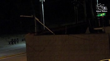 Preview 1 of Rape Big Anal Creampie - Casal &eacute_ flagrado pela c&acirc_mera de seguran&ccedil_a da praia. ( V&iacute_deo completo no xvideos red )