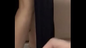 Preview 3 of Creampie Fisting First Gangbang - Descendo gostoso