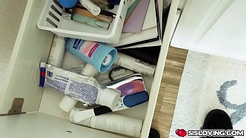 Preview 1 of Sunny Leonxnxxvideos - Stepbrother Jay Rock sucked deep by his sexy stepsister