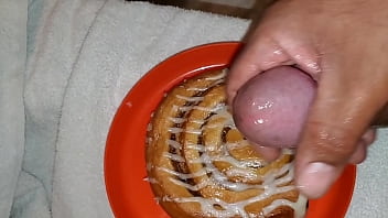 Preview 1 of Nelly Tiger - Extra sweet frosting for my warm cinnamon roll.