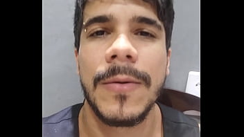 Preview 2 of Dos Morenas Y Un Joven - V&iacute_deo de verifica&ccedil_&atilde_o