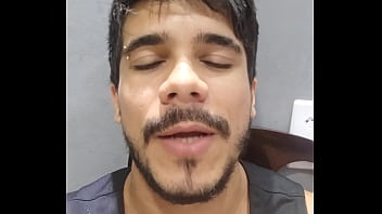 Preview 4 of Dos Morenas Y Un Joven - V&iacute_deo de verifica&ccedil_&atilde_o