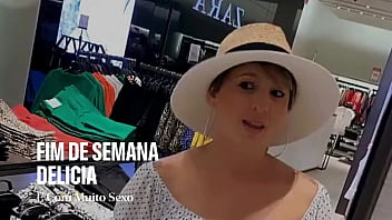 Preview 1 of Aiming Sex - Passeando com o Marid&atilde_o no Shopping encontramos um amigo e fomos nos divertir!