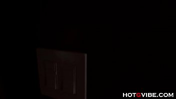 Preview 1 of Junger Gruppen Sex - Egyptian Hottie Showing off her Huge Tits