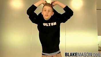 Preview 3 of Super Gorgeos Girl - Blonde British twink off his dick for cumshot