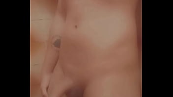 Preview 4 of Son Removes Condom Mom - me manda v&iacute_deo masturb&aacute_ndose en el ba&ntilde_o
