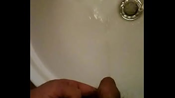 Preview 3 of Japanese Vedios - Sink as a urinal