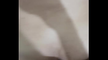 Preview 2 of Liza Rawe Dad - Eu e meu amigo tekados e ele fudendo meu cu no pelo BAREBACK