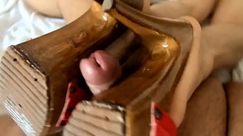 Preview 3 of Romanian Brother Sister - Footjob milf italiana esibizionista