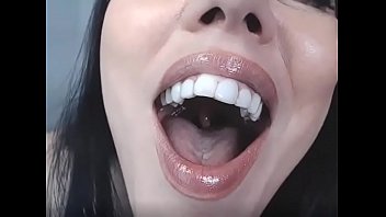 Preview 3 of Indian Tamil Sex Aunty Some Porn - Up close cum on my lips