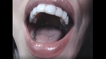 Preview 4 of Indian Tamil Sex Aunty Some Porn - Up close cum on my lips