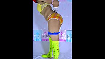 Preview 3 of Lezboh Hardconm - Polla Parada En Las Pantis De Mi Hermana