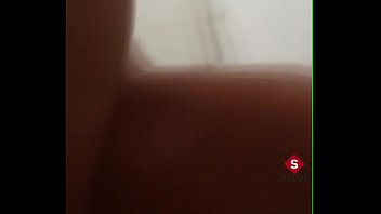 Preview 3 of Sex Old Teen Bathroom - &iexcl_Espero sacarte la leche!