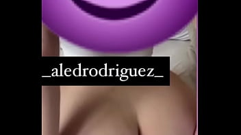 Preview 1 of Mom And Son Sleep Togerher - Sigueme en Instagram papi estoy muy caliente venezolana  aledrodriguez