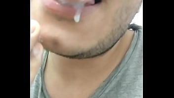 Preview 4 of Nopho Tv - Tomando la leche