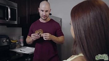 Preview 1 of Iran I Xxx Hd - Little brat teen Nola Exico fucked at the kitchen by her stepdad - FamilyStrokes