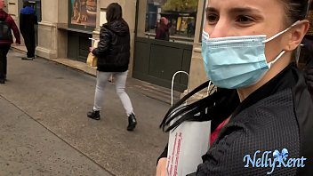 Preview 1 of Nida Ali Hijab Xxx - Stranger helps her to lift the bags in exchange of a blowjob in his car.Caught in public giving a blowjob