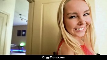 Preview 1 of X Redwap - Sexy Step Mom Gets d. &amp_ Wants to Fuck