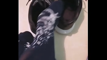 Preview 2 of Youthful Tia - Pies,  feet