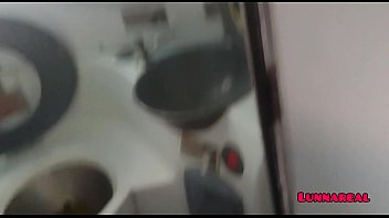 Preview 3 of Sleeping Time Rip Sex Videos - Caiu Na Net Novinha Cheia De Tes&atilde_o Se Masturbando No Banheiro Do &Ocirc_nibus