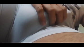 Preview 1 of Mom And Tcer - Volume na cueca branca molhada