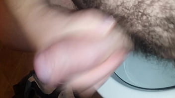 Preview 4 of Japanes Selingku Full Hd - Jerking and milking to feet and leg shaking.