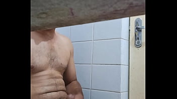 Preview 2 of Hindi Xxvideo 2018 - Diogo Brasileiro Masturbando